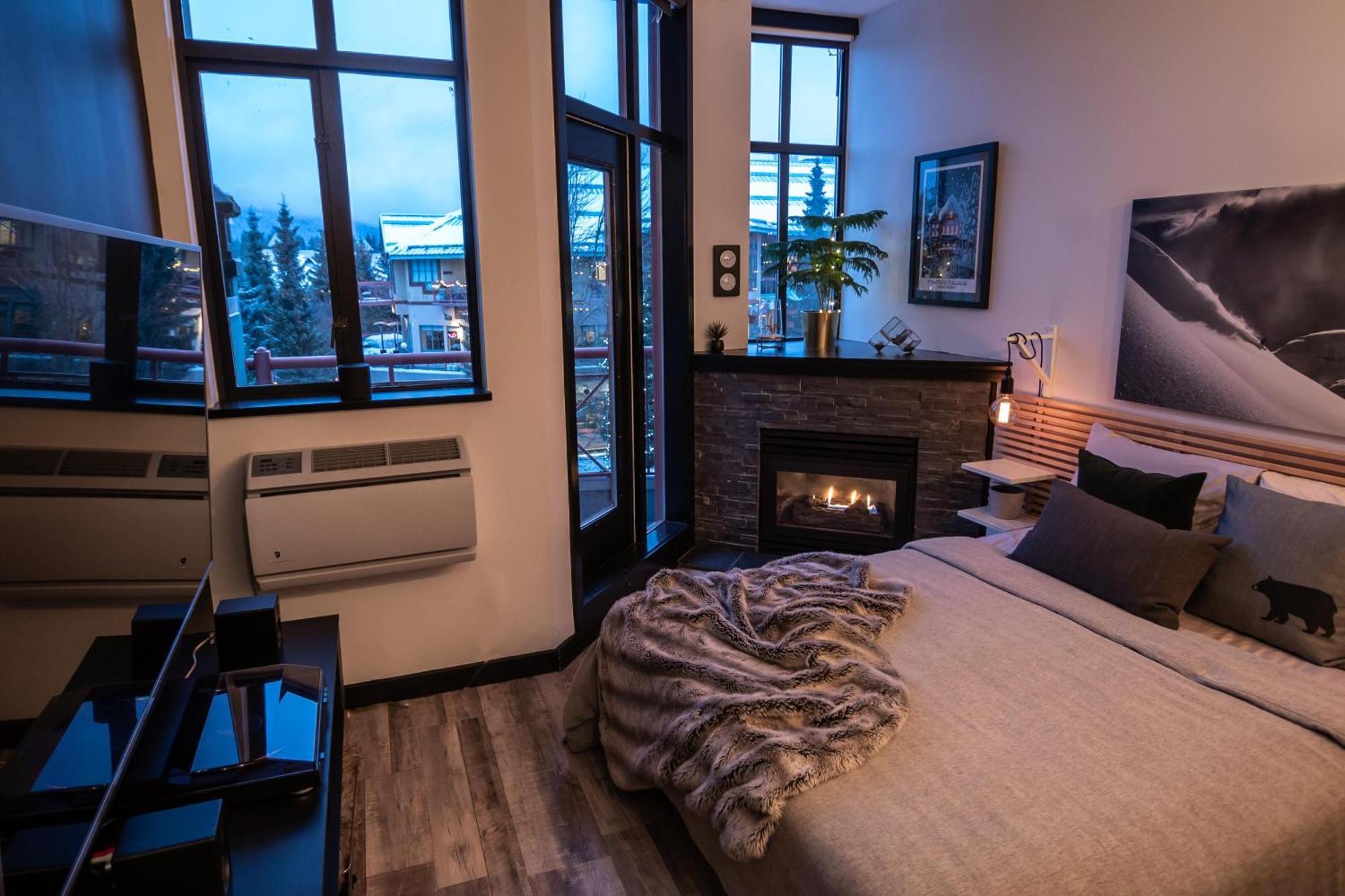 Alpenglow Lodge Queen Boho Studio By Mva Whistler Kültér fotó