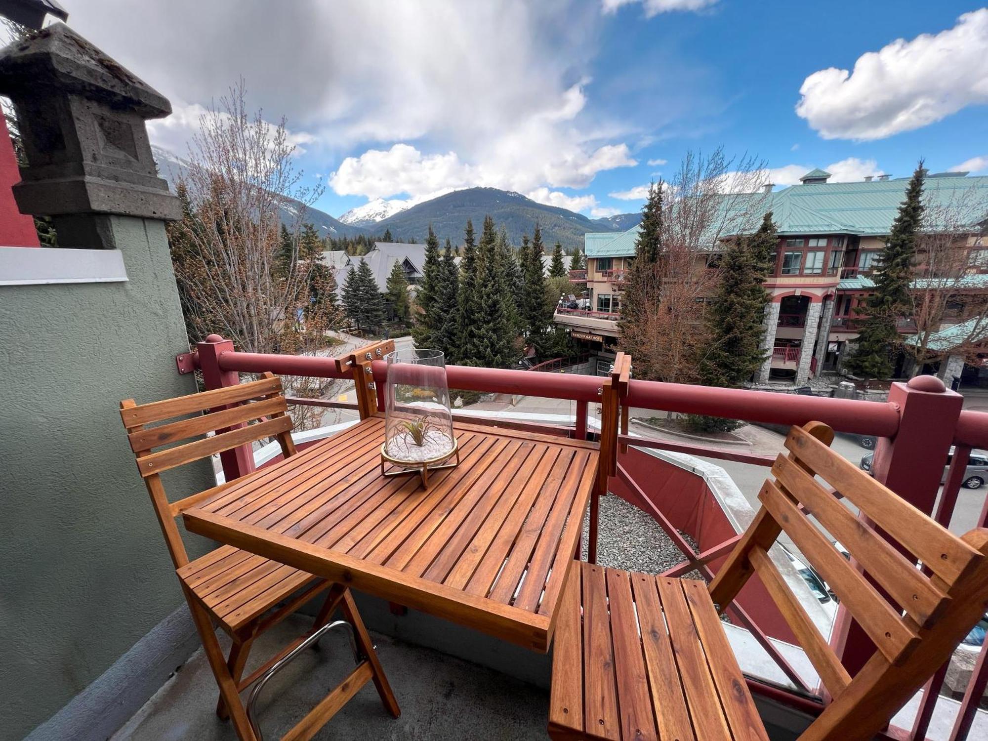 Alpenglow Lodge Queen Boho Studio By Mva Whistler Kültér fotó